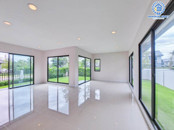 *****บ้านเดี่ยวมือสอง ย่านนนทบุรี ม.เพฟ ปิ่นเกล้า-ศาลายา หลังมุม เนื้อที่กว้างขวางมากถึง 71.8 ตร.ว. ฟังก์ชัน 5 ห้องนอน 3 ห้องน้ำ ที่จอดรถ 2 คัน บ้านสวย พร้อมเข้าอยู่ได้ทันที บนทำเลแห่งการเดินทาง เชื่อมต่อได้หลายเส้นทาง ใกล้รถไฟฟ้าสายสีแดงอ่อน "สถานีศาลายา"